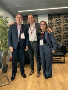 b1e00d32-4163-49fe-9240-bcbd43a8ce10